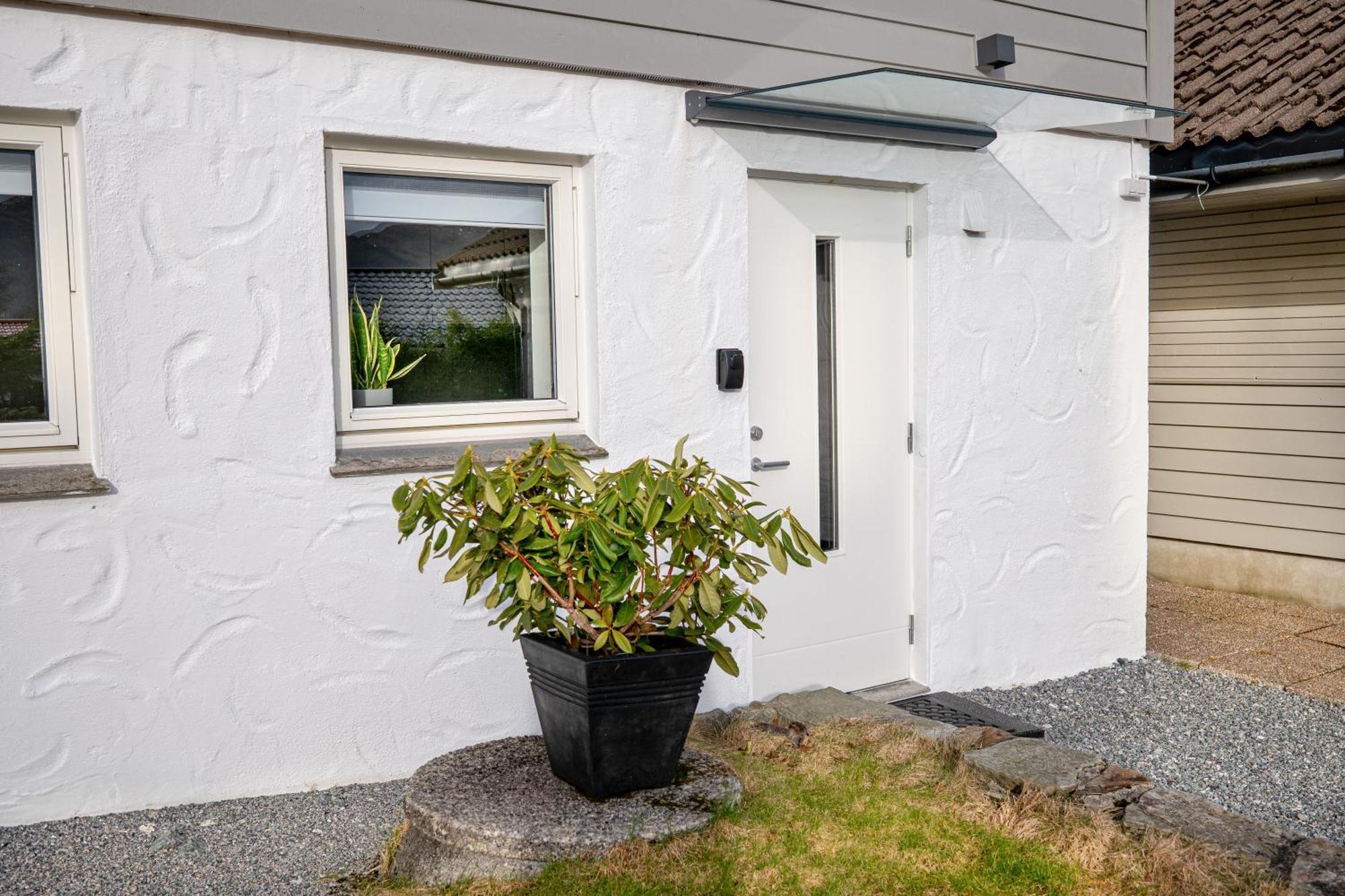 Ks Apartment Near Bergen Exterior photo